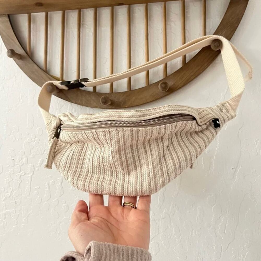 Roxy Sweet Dreams Bum Bag Woven Belt Bag Tapioca Cream Adjustable Strap Zip Boho